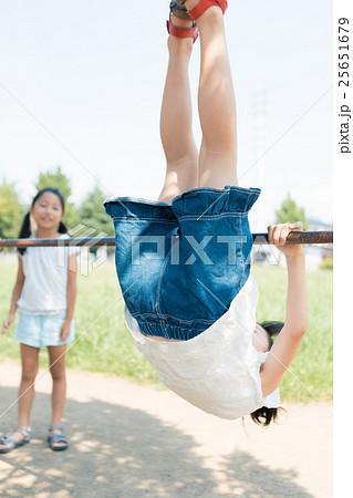 Fun summer holidays 25651679