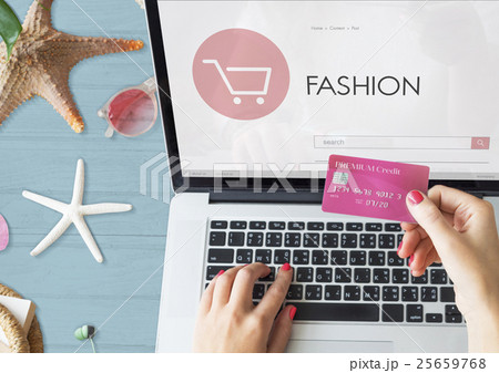E-commerce Shop Online Homepage Sale Concept E-commerce Shop Online Homepage Sale Concept 25659768