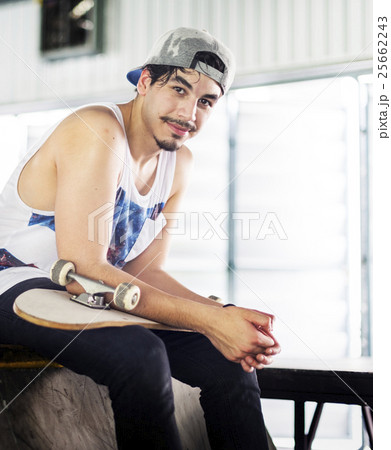 Man Skateboarder Lifestyle Relax Hipster Concept 25662243