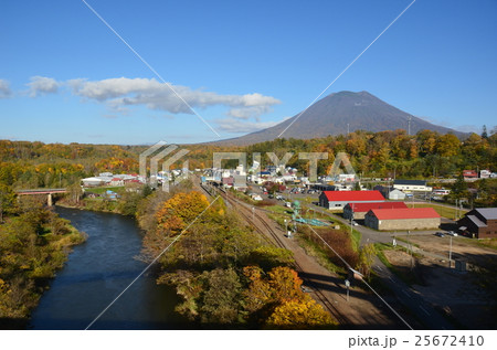 ニセコ町　羊蹄山　尻別川 25672410
