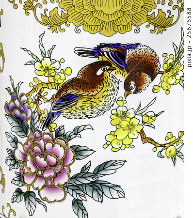 Bird paintings 25676588