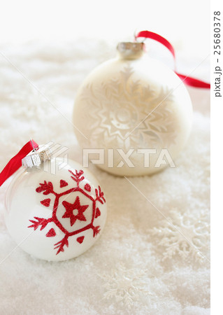 クリスマスボールオーナメント 25680378