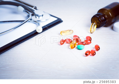 Portrait of young woman doctor Portrait of young woman doctor 25695383