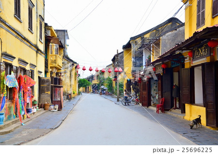 Hoi An is a popular tourist destination of Asia 25696225