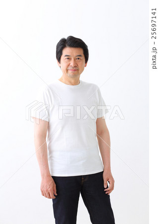 ミドル男性　ポートレート 25697141
