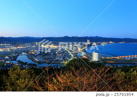 鴨川の夜景 25701954