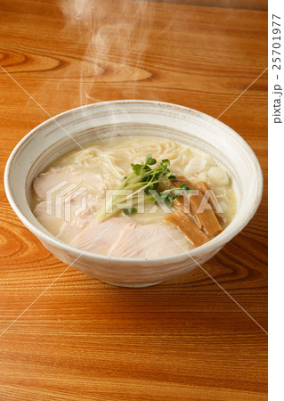 鶏パイタンラーメン 25701977