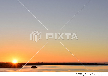 奥浜名湖　晴天の朝　日の出 25705892