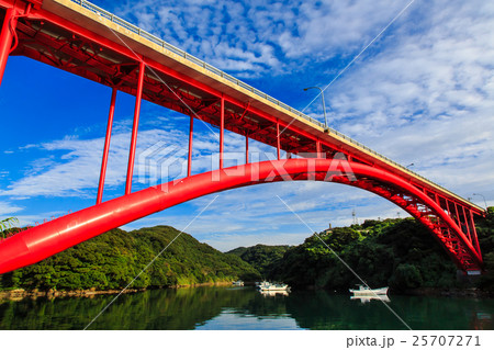 崎戸橋　長崎県西海市　蛎浦島の入り江に架かる 25707271