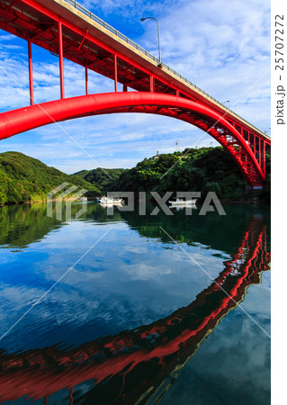 崎戸橋　長崎県西海市　蛎浦島の入り江に架かる 25707272