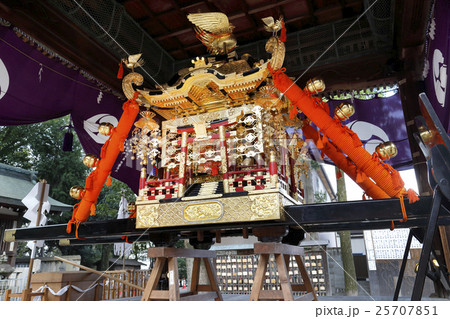 秋祭りの神輿 25707851