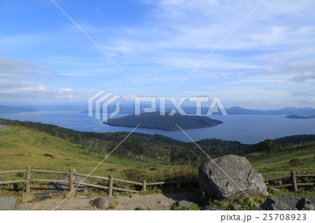 美幌峠からの屈斜路湖 25708923