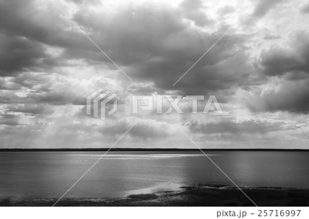 Lake and clouds (black and white) Lake and clouds (black and white) 25716997