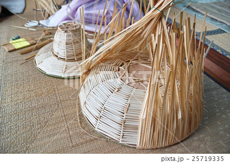 越中福岡の菅笠 25719335