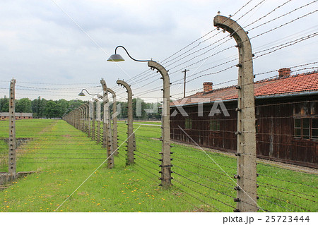 負の世界遺産アウシュビッツ強制収容所 負の世界遺産アウシュビッツ強制収容所 25723444