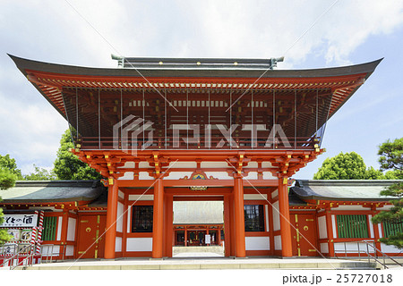 熊本市の総鎮守といわれる藤崎八旛宮,秋には1070余年の歴史と伝統を誇る秋季例大祭が行われる 熊本市の総鎮守といわれる藤崎八旛宮,秋には1070余年の歴史と伝統を誇る秋季例大祭が行われる 25727018