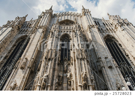 Milan Duomo in detail Milan Duomo in detail 25728023