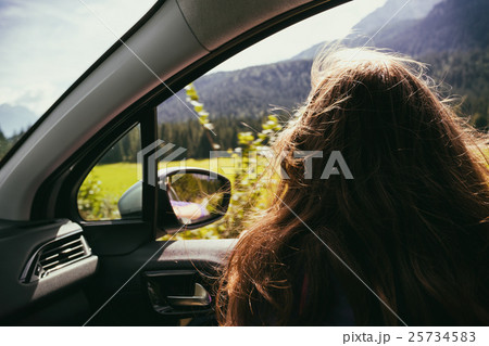 girl traveling in a car 25734583