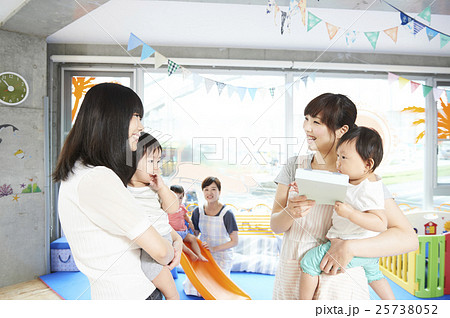 保育 保育 25738052