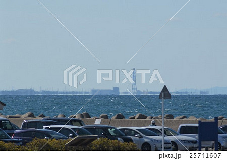 魚津海岸から見る冬型しんきろう 25741607