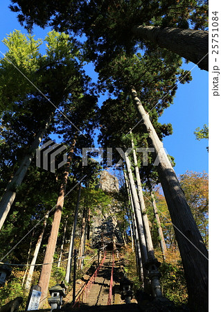 中之嶽神社参道 25751084