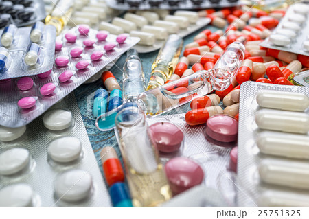 Abstract medicine pills background Abstract medicine pills background 25751325