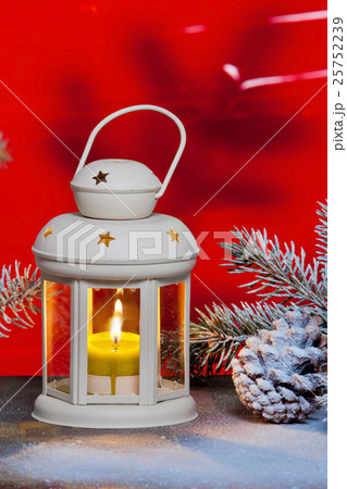 lantern and Christma tree in the snow 25752239