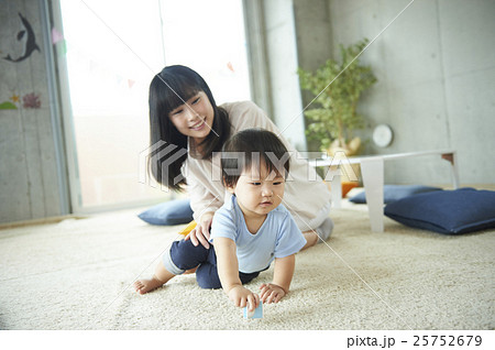 保育 保育 25752679