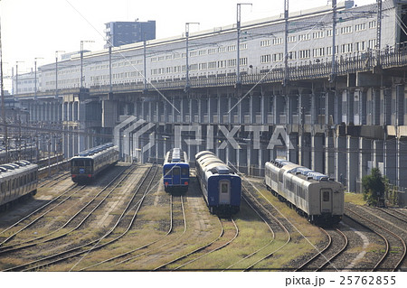 宮原電車区の14系ジョイフルトレイン 宮原電車区の14系ジョイフルトレイン 25762855
