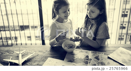 Girls Eating Shack Break Concept 25765966