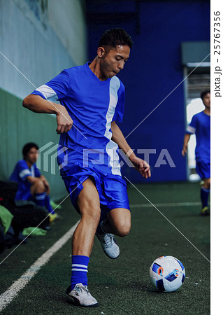 フットサル　イメージ 25767356