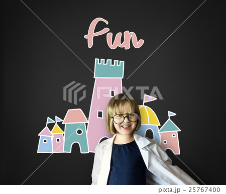 Children Enjoy Castle Joyful Concept 25767400