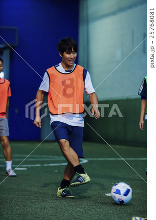 フットサル　イメージ 25768081