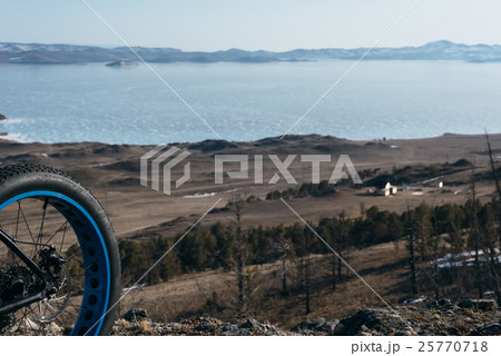 Fatbike fat bike or fat-tire bike  25770718
