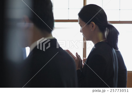 親族 法事イメージ 親族 法事イメージ 25773051