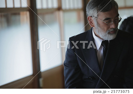 親族 法事イメージ 親族 法事イメージ 25773075