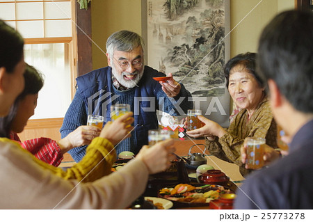 親族　正月イメージ 25773278