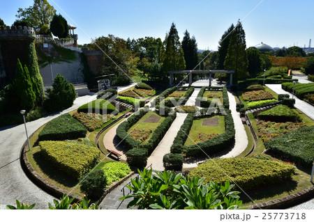 姫路の手柄山中央公園 25773718