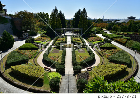 姫路の手柄山中央公園 25773721