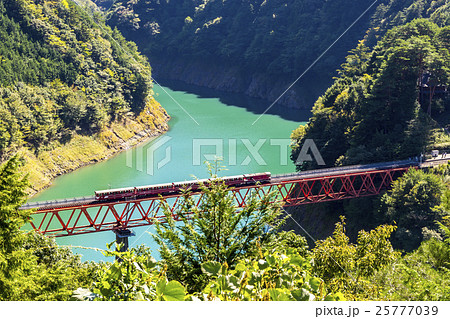 大井川鉄道　奥大井湖上駅 25777039