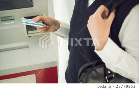 ATM 25779853