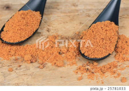 organic brown sugar 25781033