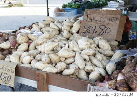 デデドの朝市 25781334