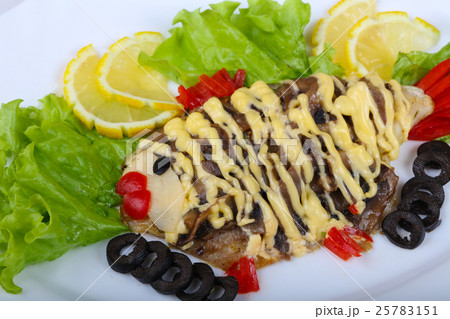 Tilapia fish fillet 25783151