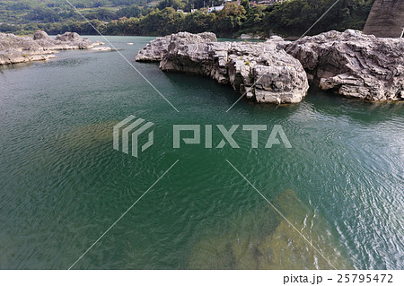 吉野川中流域「美濃田の淵」(徳島県東みよし町) 吉野川中流域「美濃田の淵」(徳島県東みよし町) 25795472