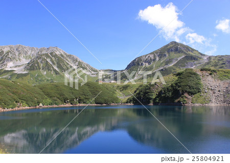 湖と立山 25804921