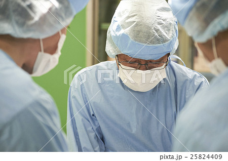 医療　手術イメージ 25824409