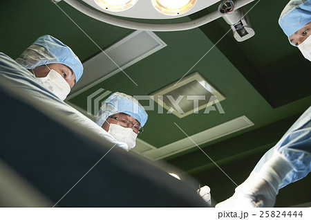 医療　手術イメージ 25824444