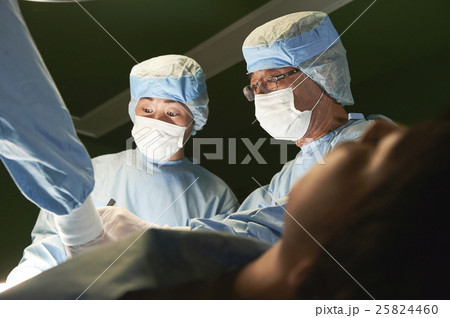 医療　手術イメージ 25824460