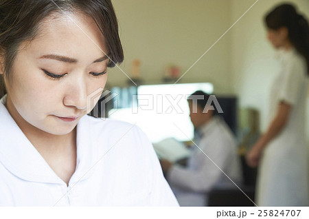 学生 通院イメージ 学生 通院イメージ 25824707
